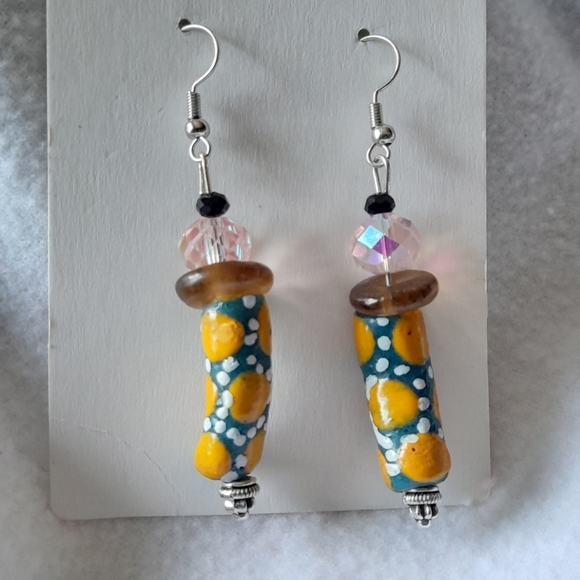 SALE!New handmade glass beaded drop earrings - Picture 5 of 7